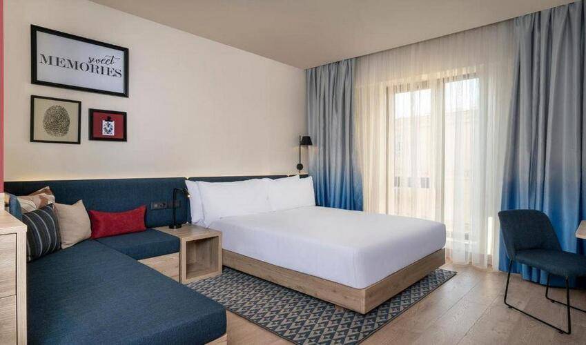 Hampton By Hilton