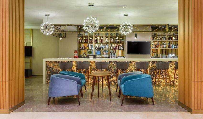 Courtyard By Marriott
