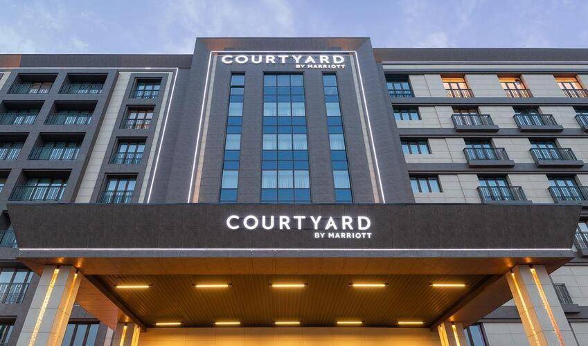 Courtyard By Marriott