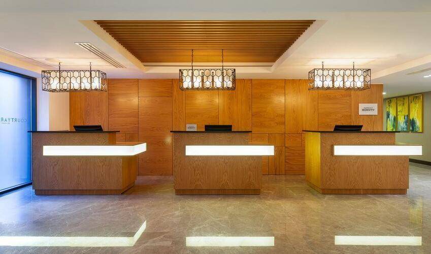 Courtyard By Marriott