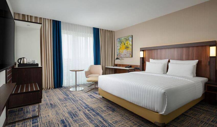 Courtyard By Marriott