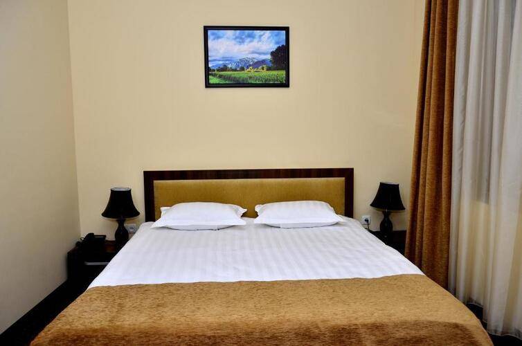 Diyora Hotel