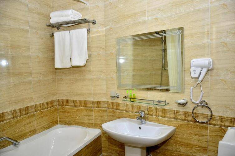 Diyora Hotel