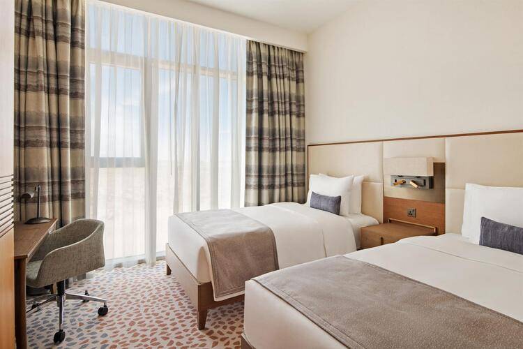 Staybridge Suites Dubai Al Maktoum Airport Hotel