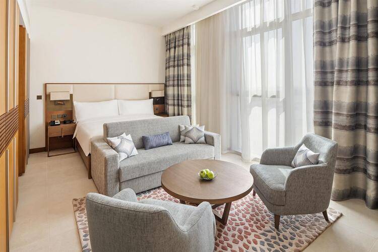 Staybridge Suites Dubai Al Maktoum Airport Hotel