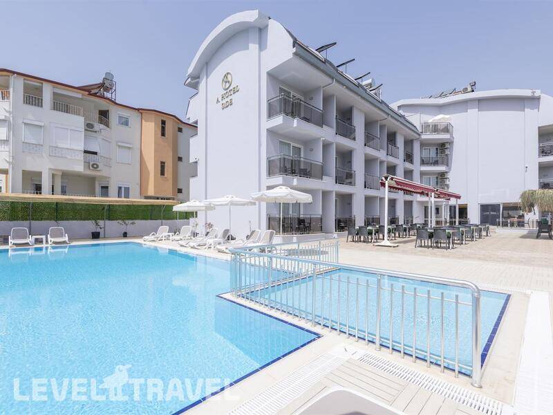 Фотография A Hotel Side