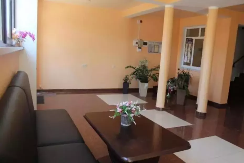 Отель Кристи