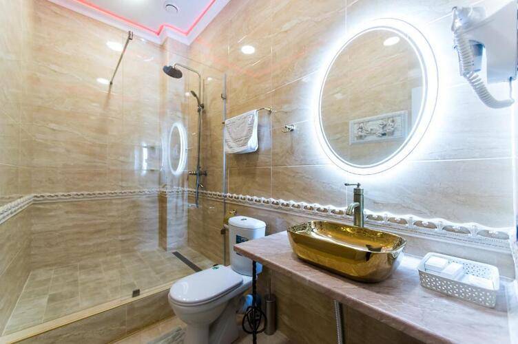 Отель Рай