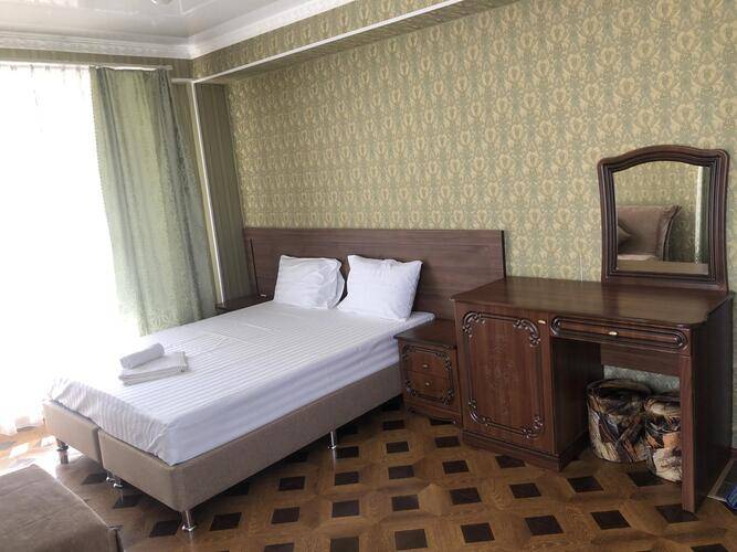 Residence Hotel & Hostel