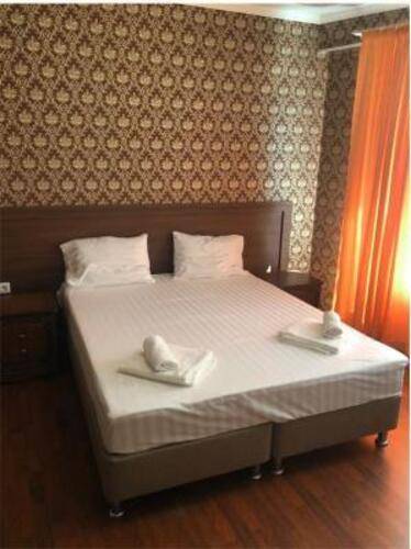 Residence Hotel & Hostel