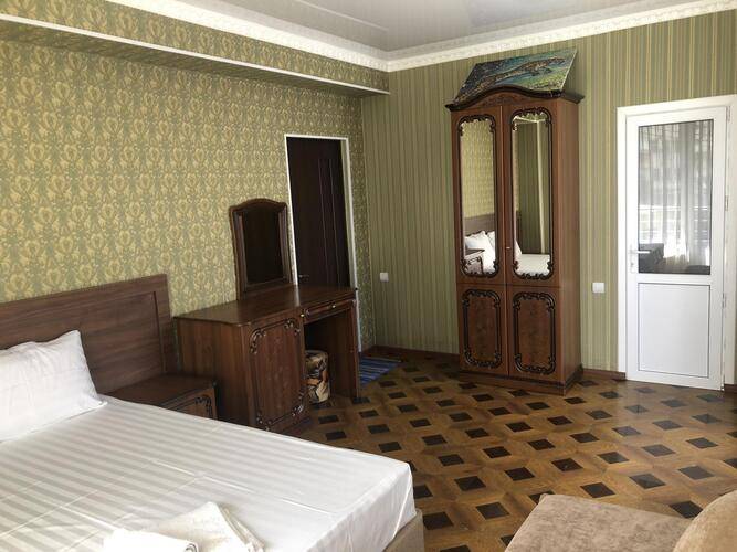 Residence Hotel & Hostel