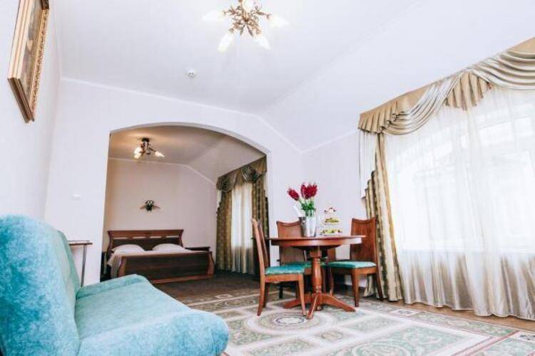 Bridge Hotel (Бридж Отель)