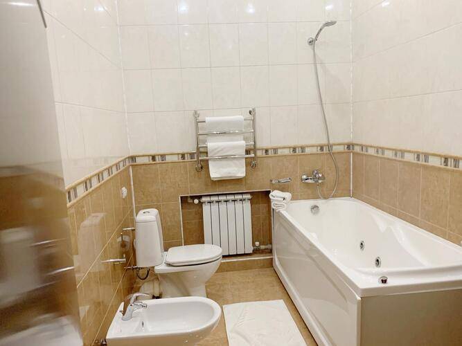 Bridge Hotel (Бридж Отель)