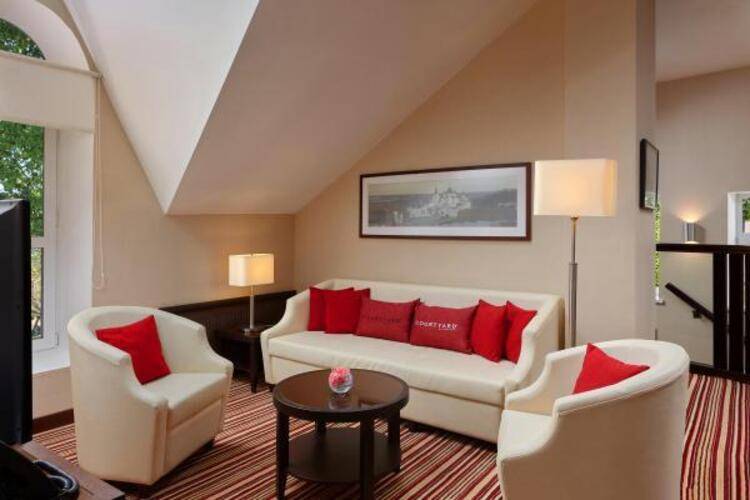 Отель Кортъярд Нижний Новгород Сити Центр (Courtyard Nizhny Novgorod City Center)
