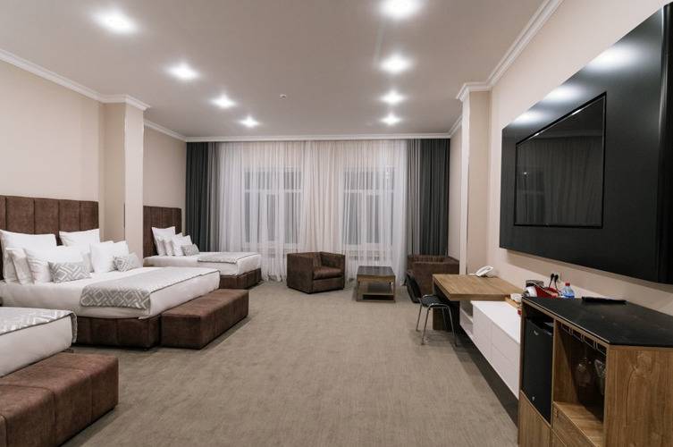Central City Hotel