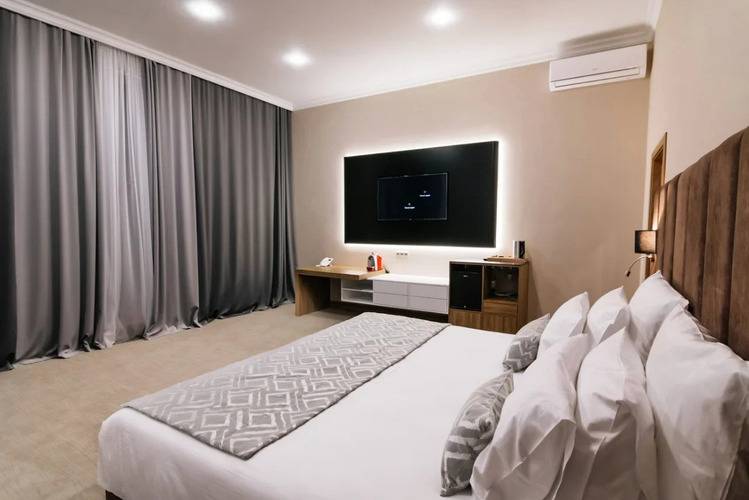 Central City Hotel