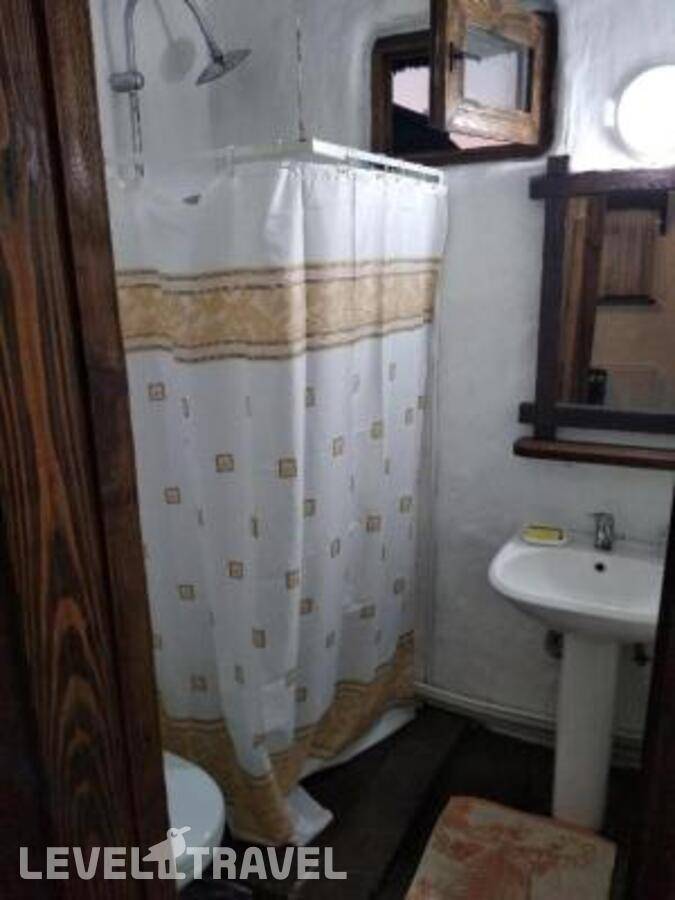Изображение отеля 8