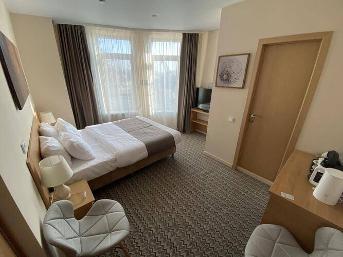 Kinney sea view hotel (Кинни)