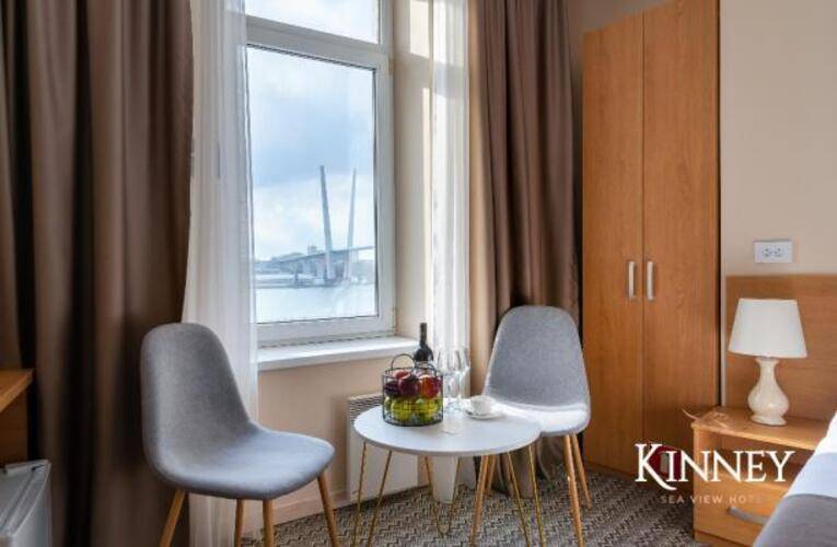 Kinney sea view hotel (Кинни)