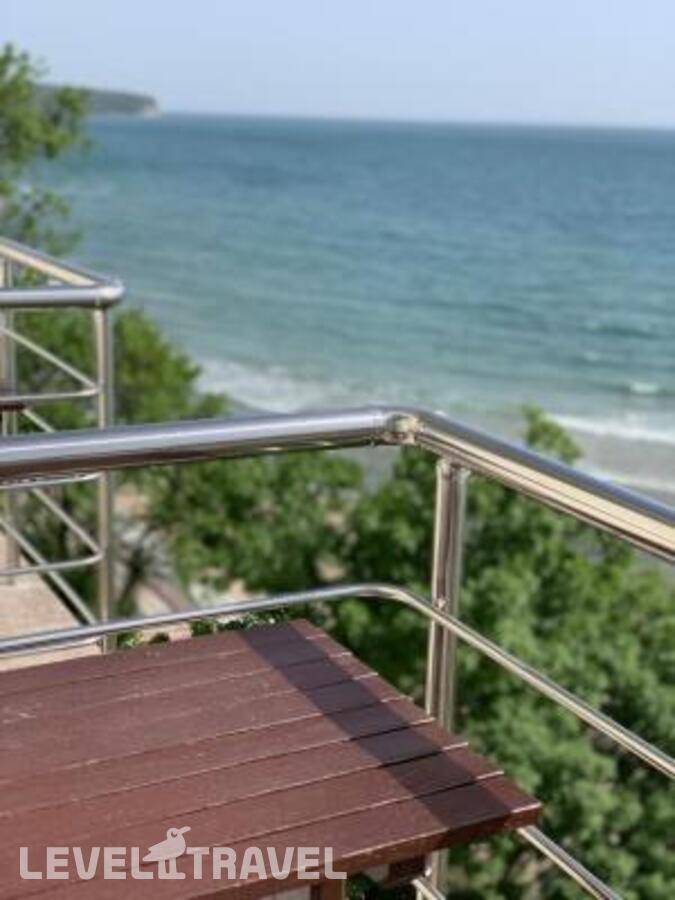 Изображение отеля 8