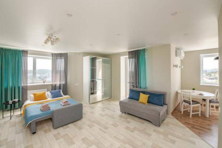 Top house на Нейбута 4