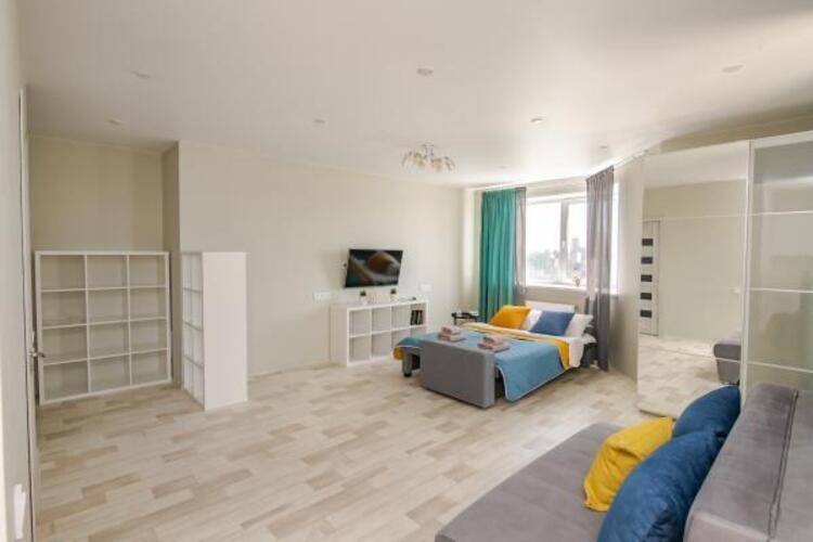 Top house на Нейбута 4