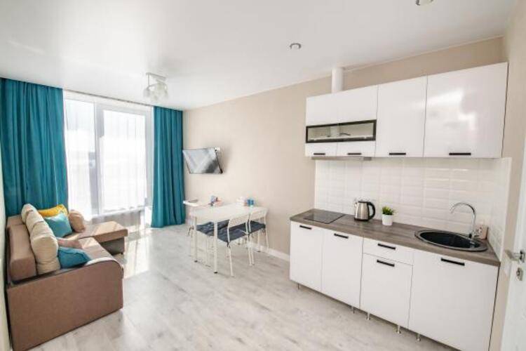 Top house на Брянской