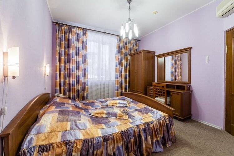 Отель Яротель Центр