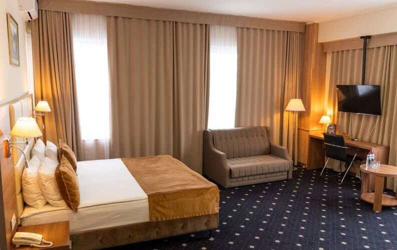 Central city hotel