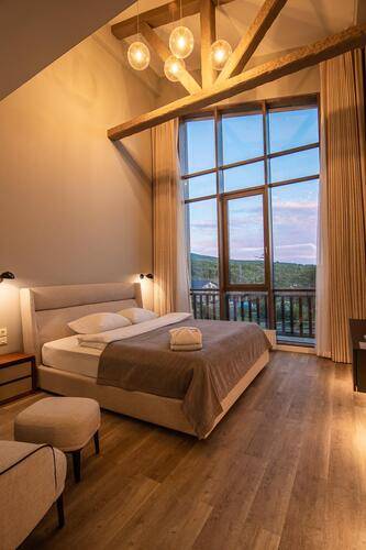 SUNRISE HILL apart hotel (Санрайз хилл)