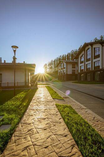 SUNRISE HILL apart hotel (Санрайз хилл)