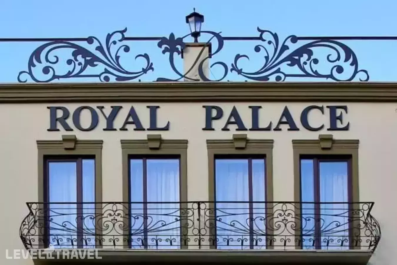Royal Palace (Роял Пэлас)