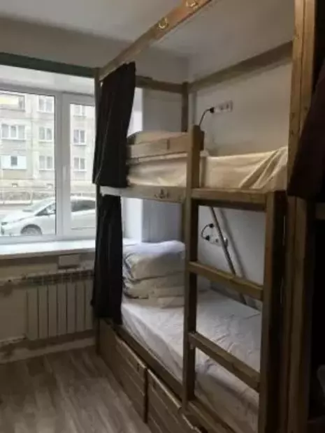 Хостел 65