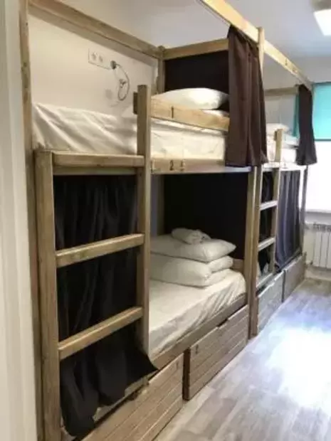 Хостел 65