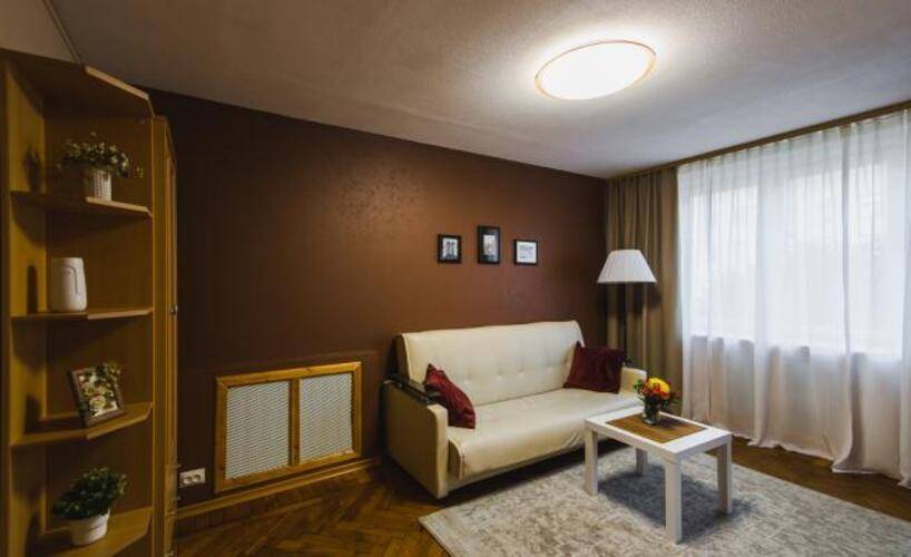 Home estate (Хоум эстэйт) на Карла Маркса 7А