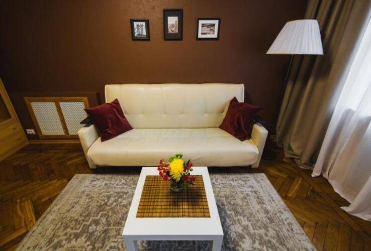 Home estate (Хоум эстэйт) на Карла Маркса 7А
