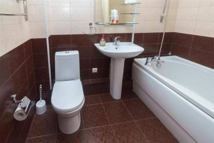 Home Hotel (Хоум Отель) на Притомском 7/5