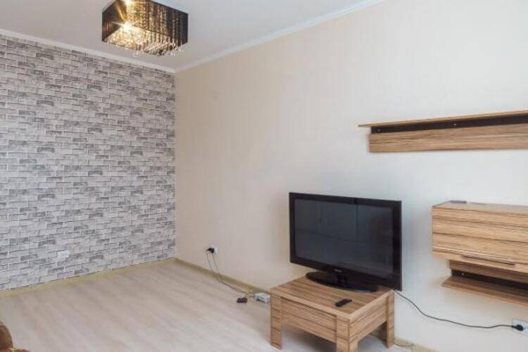 Home Hotel (Хоум Отель) на Притомском 7/5