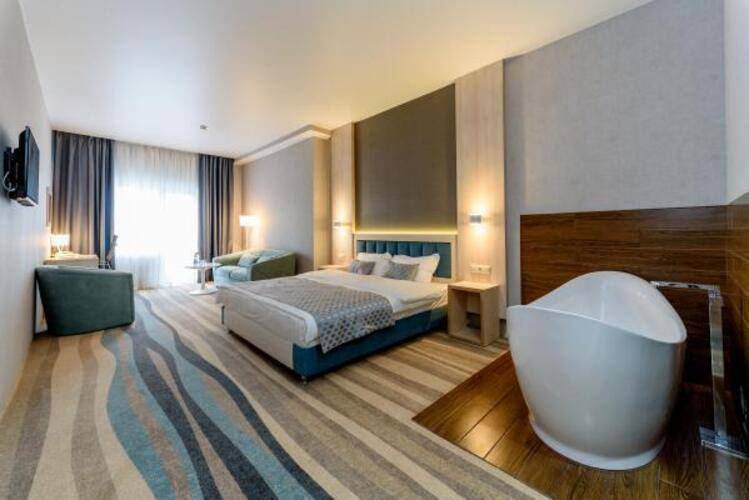 Grand Spa Hotel Avax (Авакс)