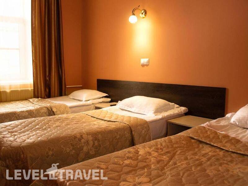 Фотография Yellow Hotel