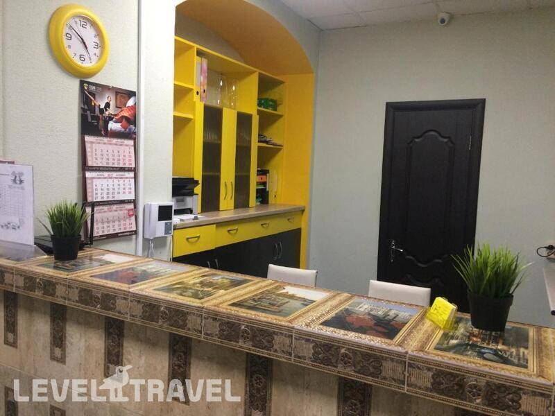 Фотография Yellow Hotel
