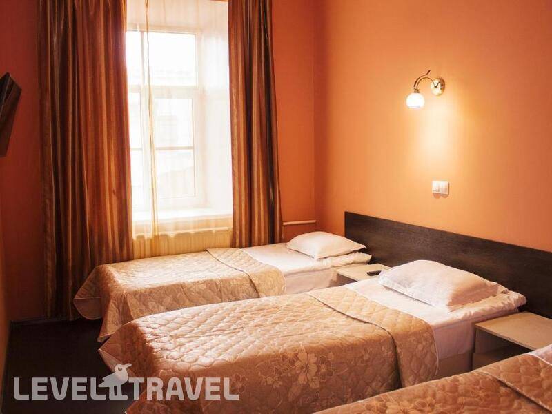Фотография Yellow Hotel