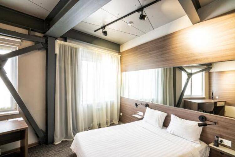 Kamarooms Business Hotel & Spa (Камарумс)