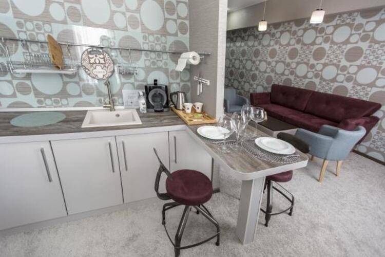 Kamarooms Business Hotel & Spa (Камарумс)