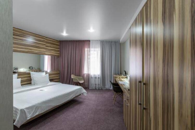 Kamarooms Business Hotel & Spa (Камарумс)