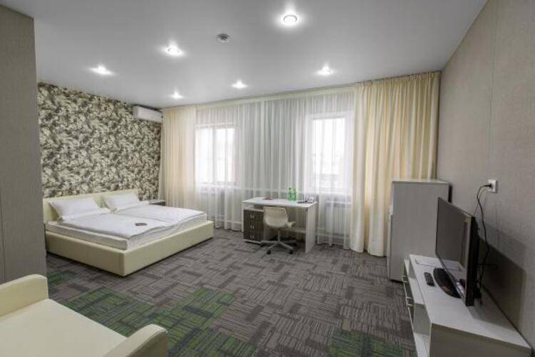 Kamarooms Business Hotel & Spa (Камарумс)