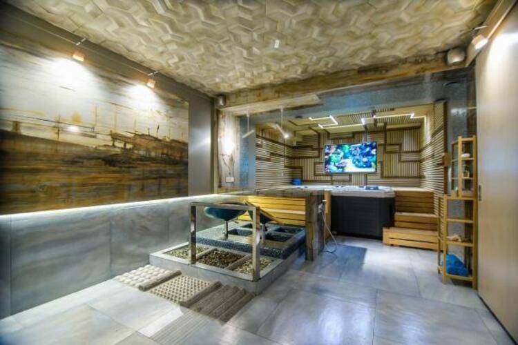 Kamarooms Business Hotel & Spa (Камарумс)