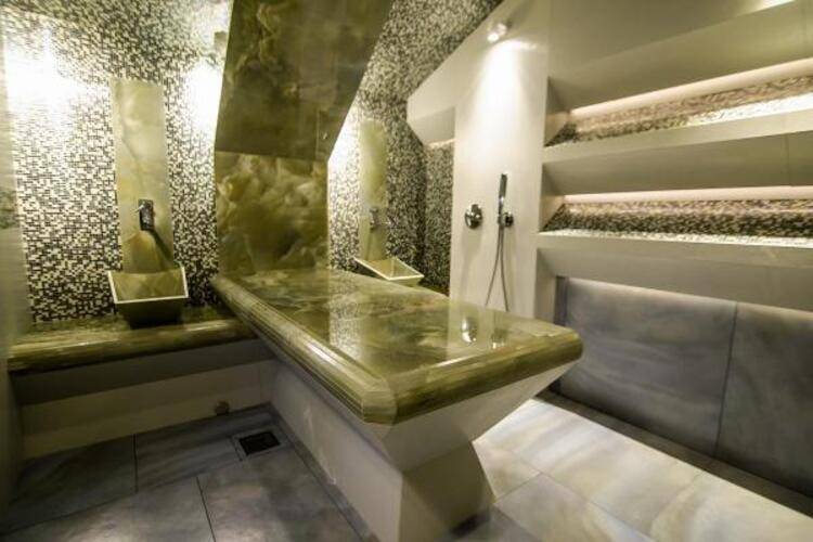 Kamarooms Business Hotel & Spa (Камарумс)