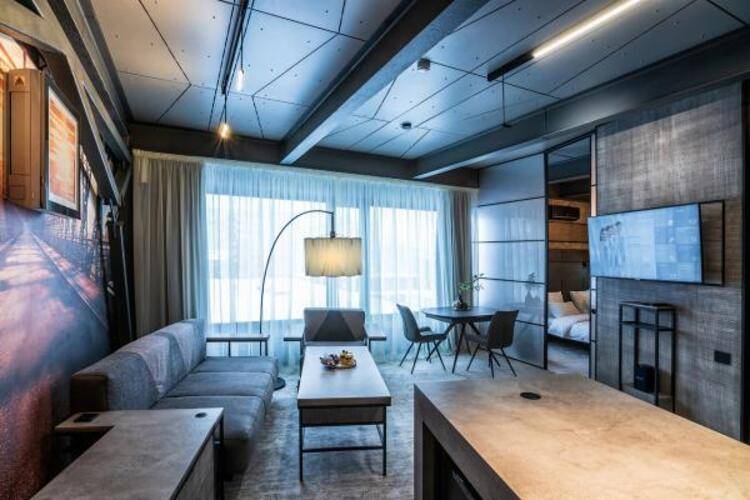 Kamarooms Business Hotel & Spa (Камарумс)