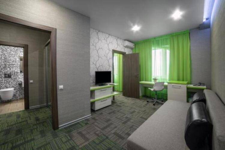 Kamarooms Business Hotel & Spa (Камарумс)